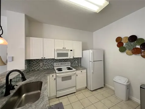 2413 Silver Palm Drive Kissimmee FL 34747