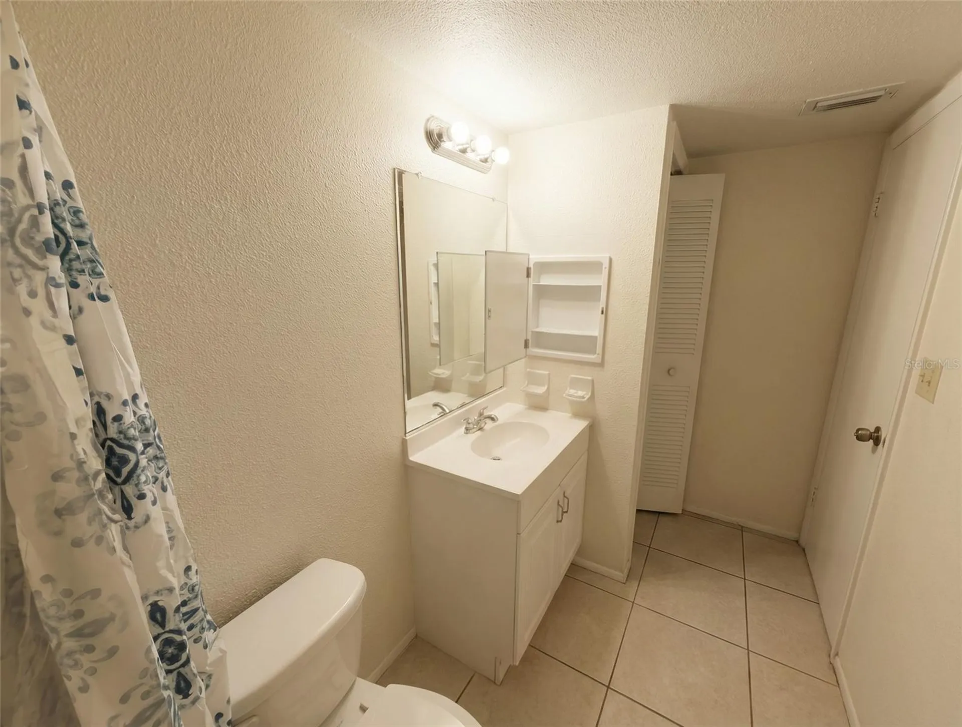 2856 Somerset Park Drive Tampa FL 33613