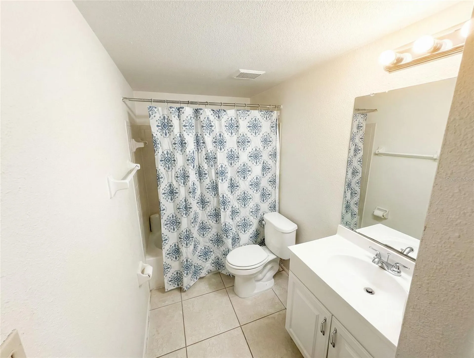 2856 Somerset Park Drive Tampa FL 33613