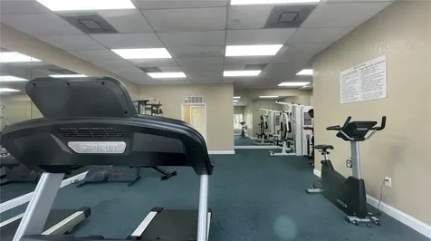 2856 Somerset Park Drive Tampa FL 33613