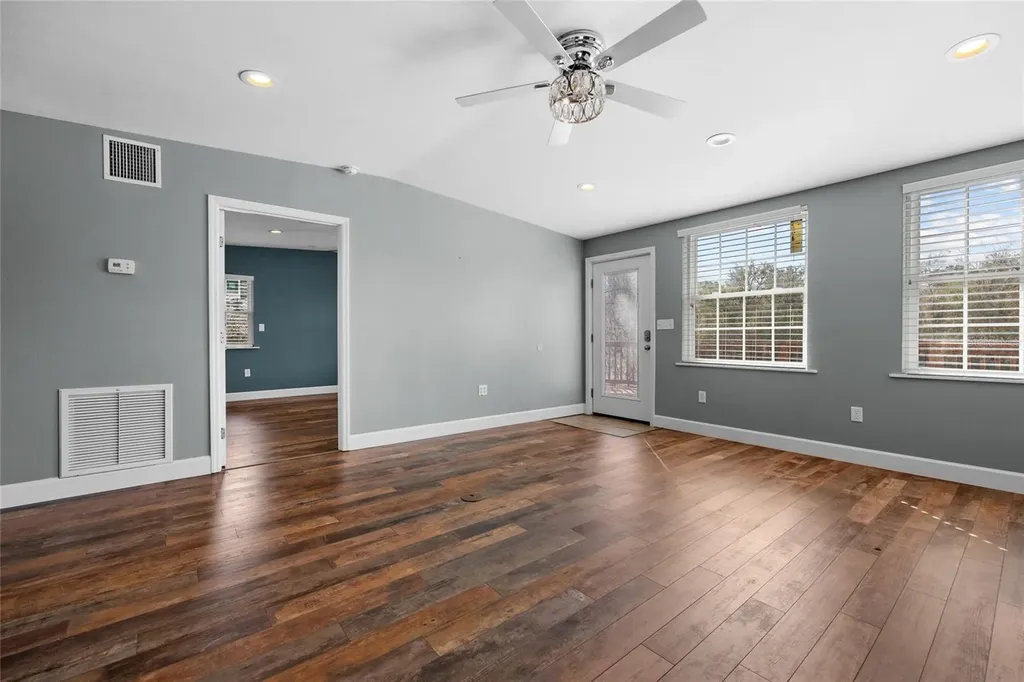 3130 SW 86th Way Bell FL 32619