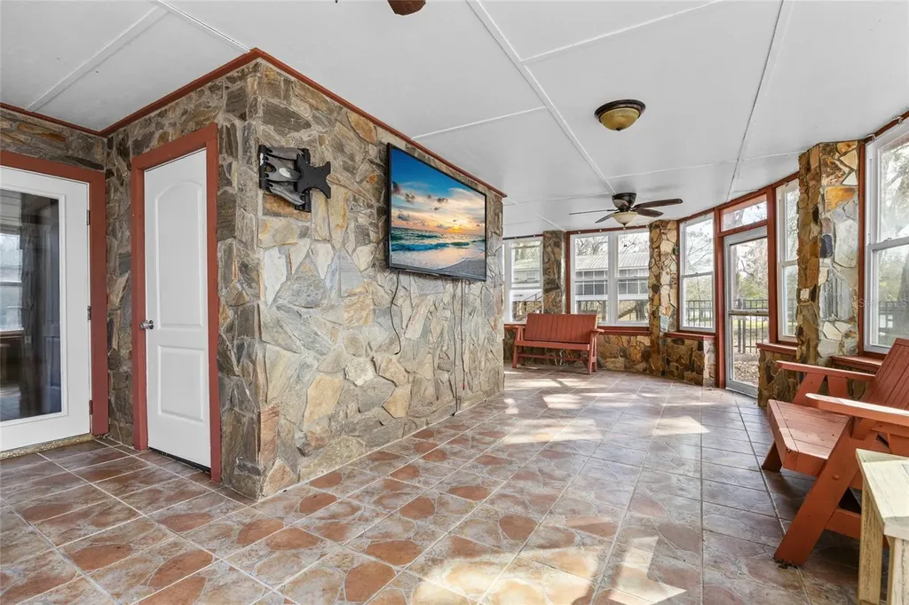 3130 SW 86th Way Bell FL 32619