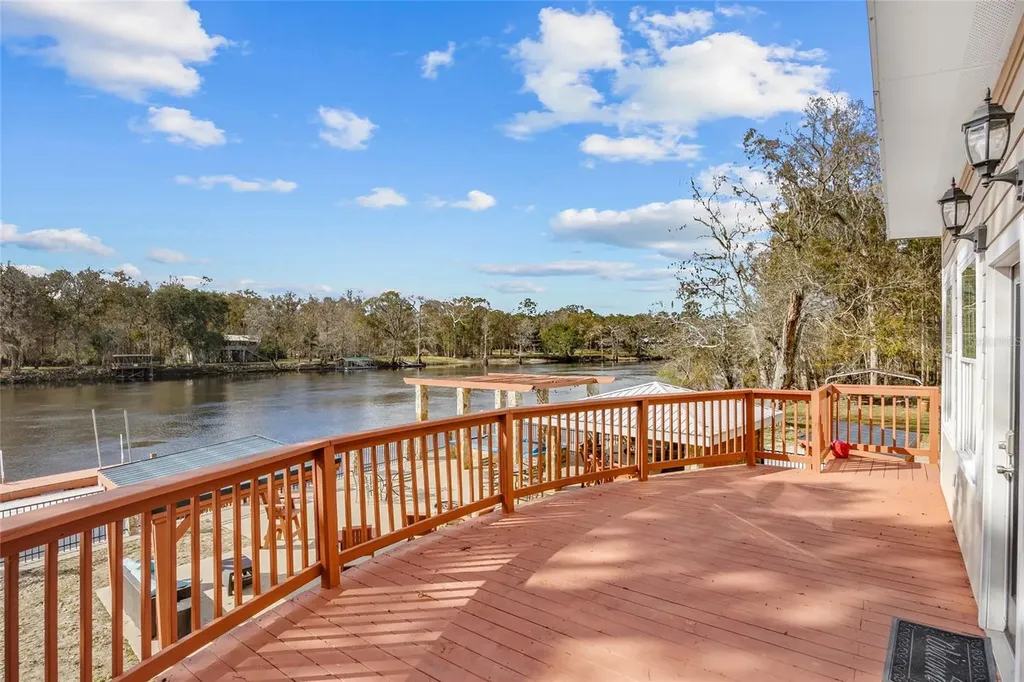 3130 SW 86th Way Bell FL 32619