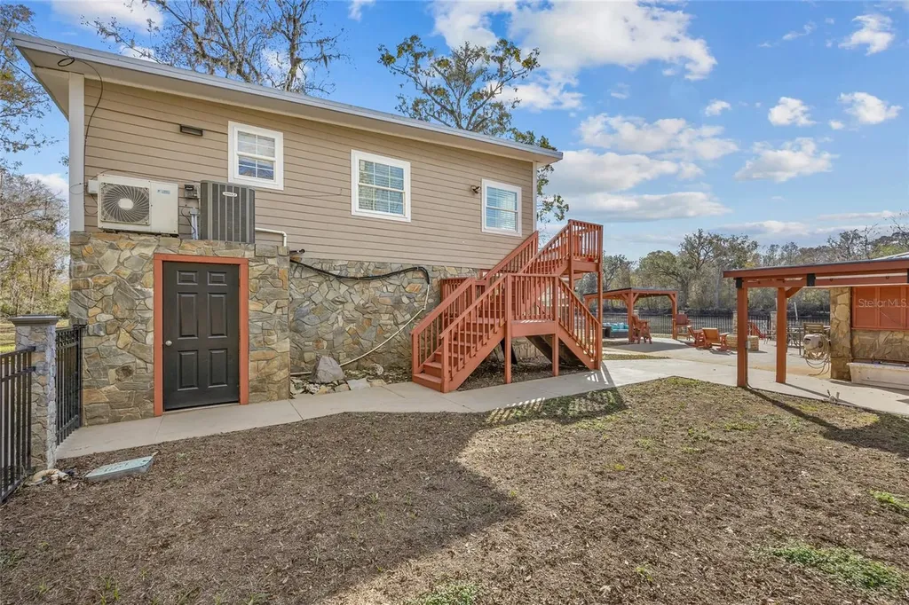 3130 SW 86th Way Bell FL 32619