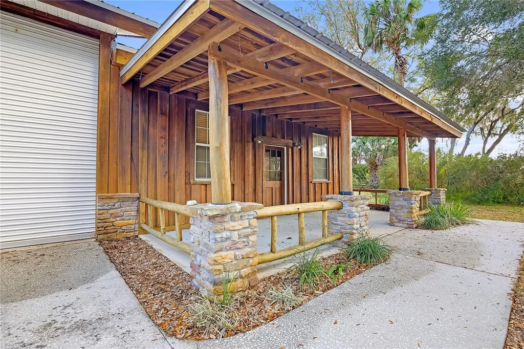 27737 County Road 44a Eustis FL 32736