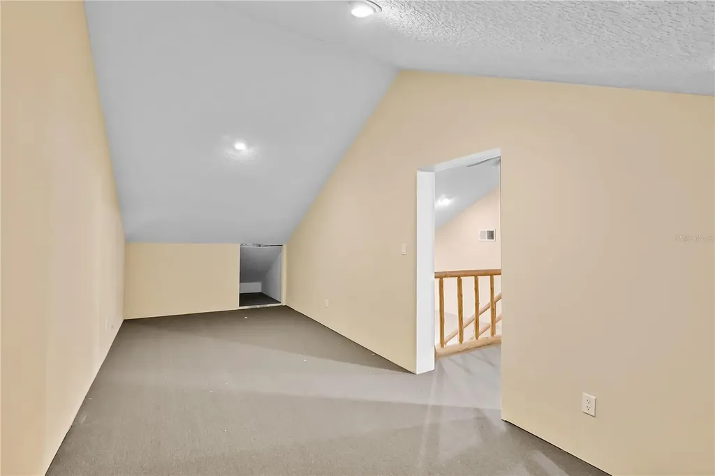 27737 County Road 44a Eustis FL 32736