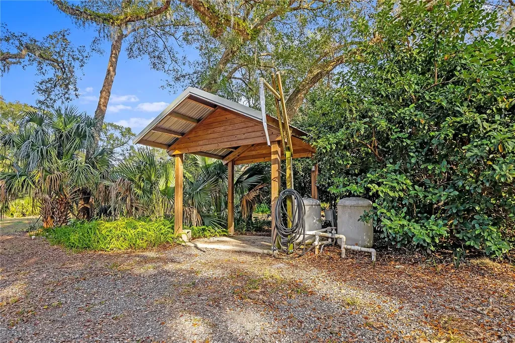27737 County Road 44a Eustis FL 32736