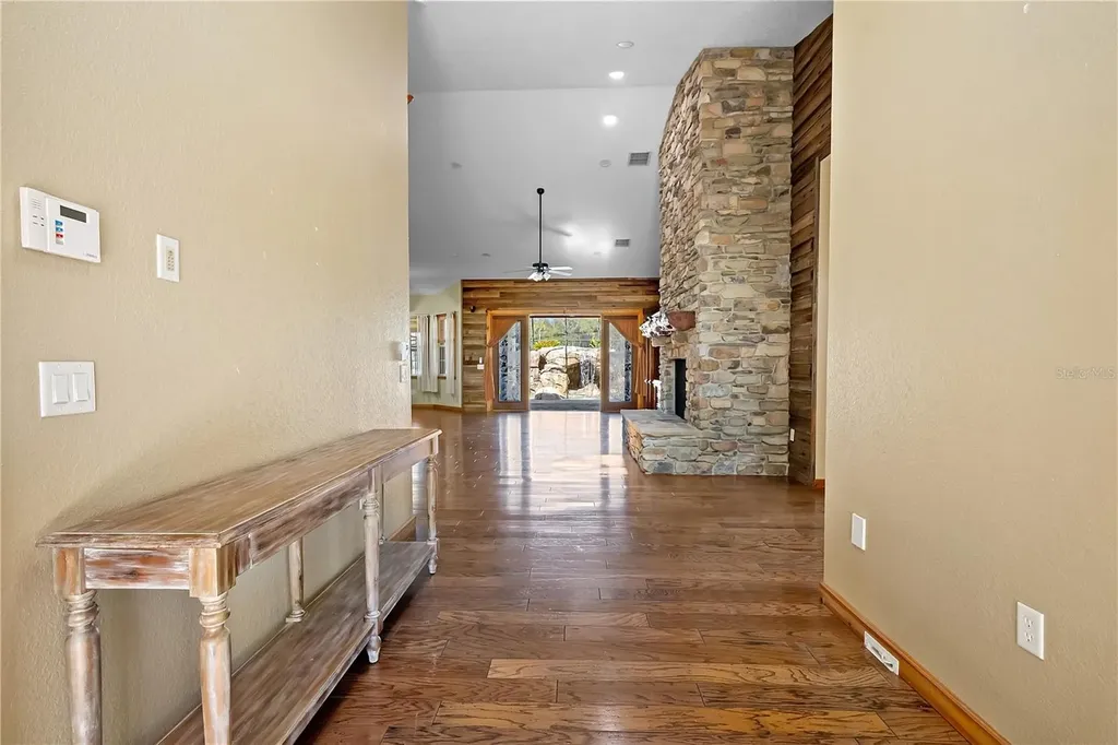 27737 County Road 44a Eustis FL 32736