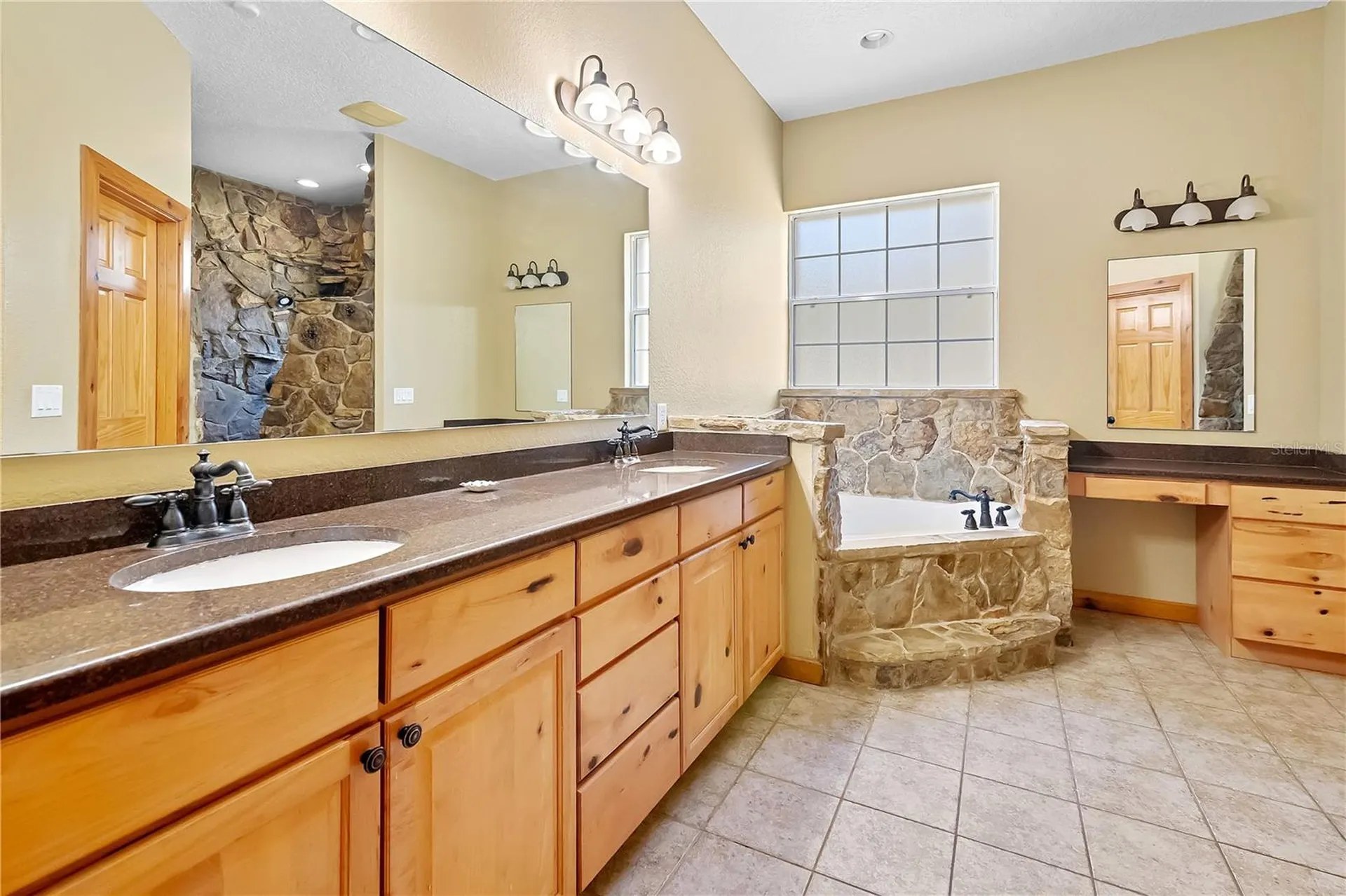 27737 County Road 44a Eustis FL 32736