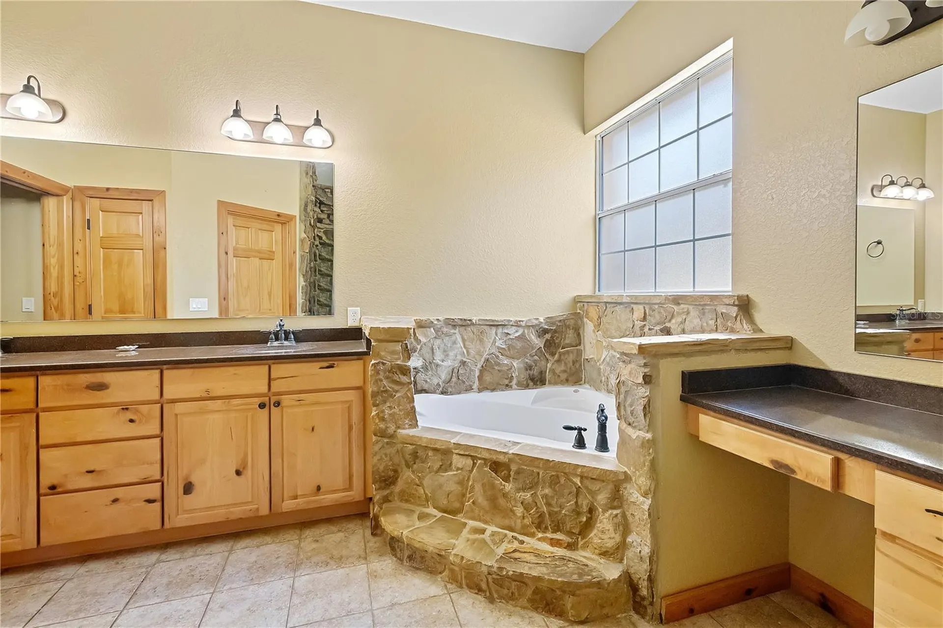 27737 County Road 44a Eustis FL 32736