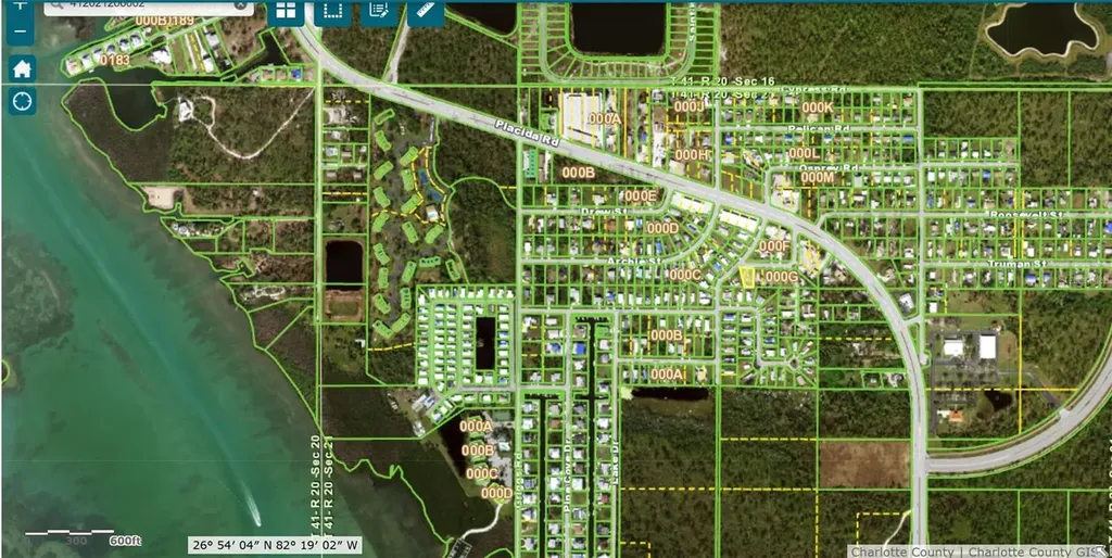 8287 Sycamore Street Englewood FL 34224