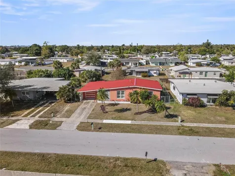 22032 Felton Avenue Port Charlotte FL 33952