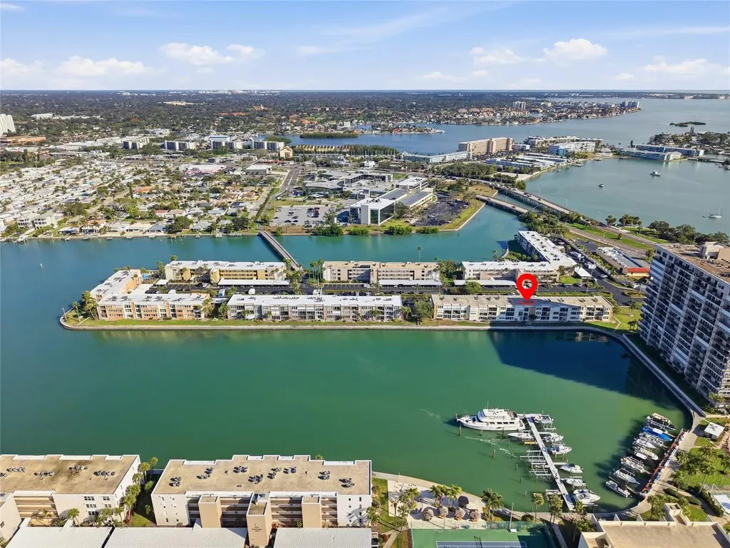 7420 Bay Island Drive S South Pasadena FL 33707