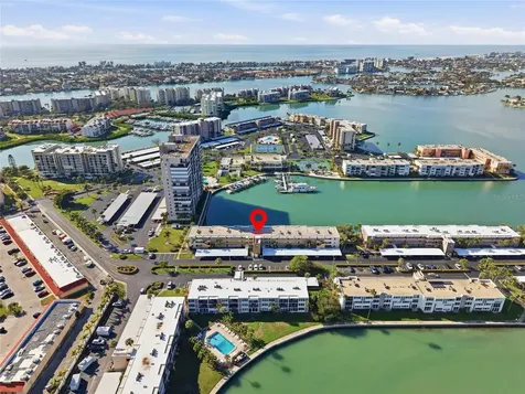 7420 Bay Island Drive S South Pasadena FL 33707