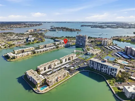 7420 Bay Island Drive S South Pasadena FL 33707