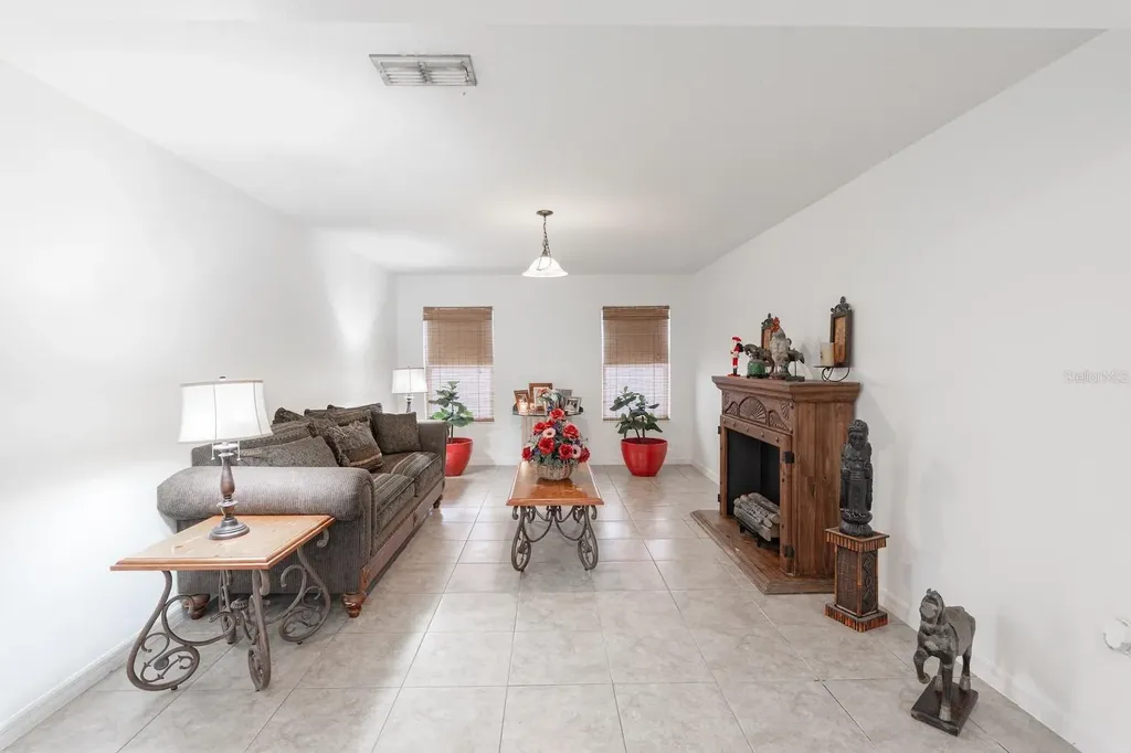11331 Brighton Knoll Loop Riverview FL 33579