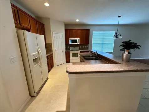 8556 Lake Windham Avenue Orlando FL 32829
