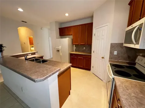 8556 Lake Windham Avenue Orlando FL 32829