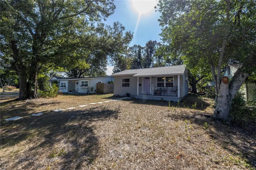 2444 32nd Avenue N St Petersburg FL 33713