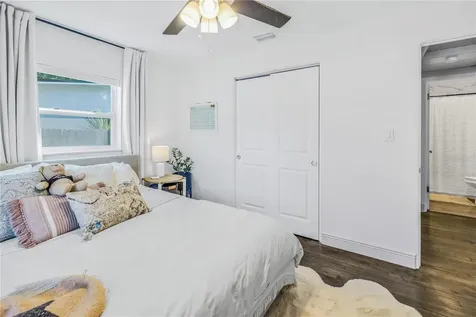 2444 32nd Avenue N St Petersburg FL 33713
