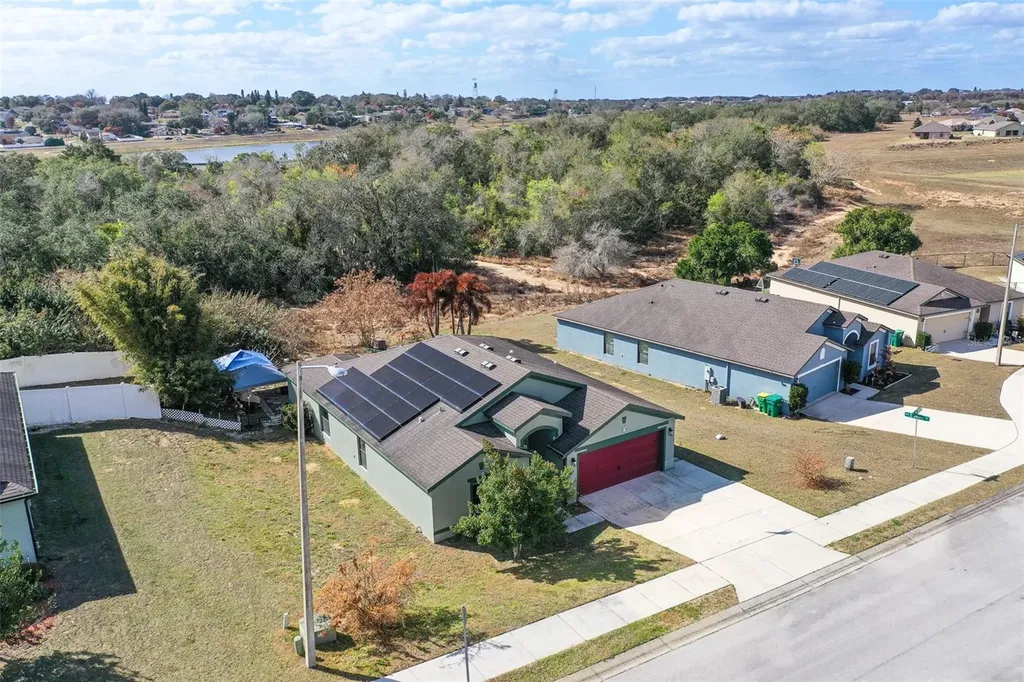 414 Miles Boulevard Dundee FL 33838