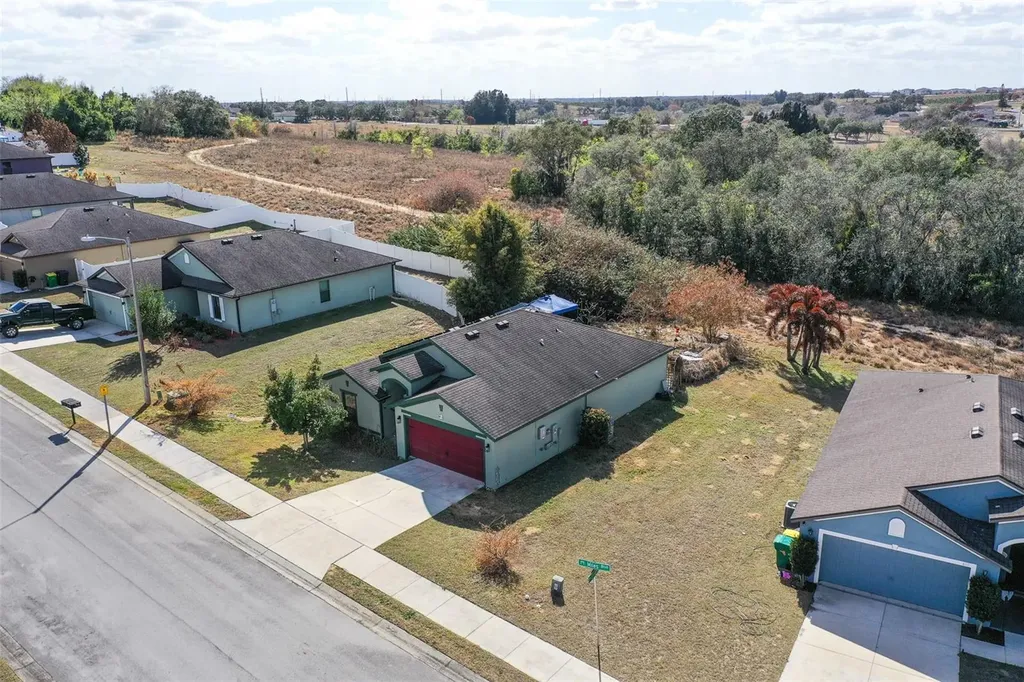 414 Miles Boulevard Dundee FL 33838
