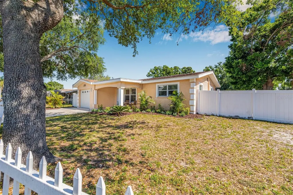 5740 67th Avenue N Pinellas Park FL 33781