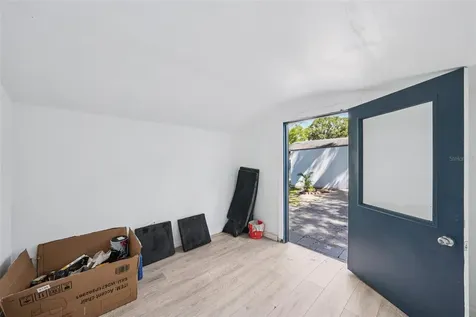 8509 N Hamner Avenue Tampa FL 33604