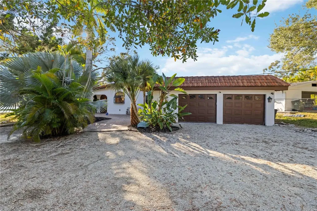 5381 Palos Verdes Drive Sarasota FL 34231