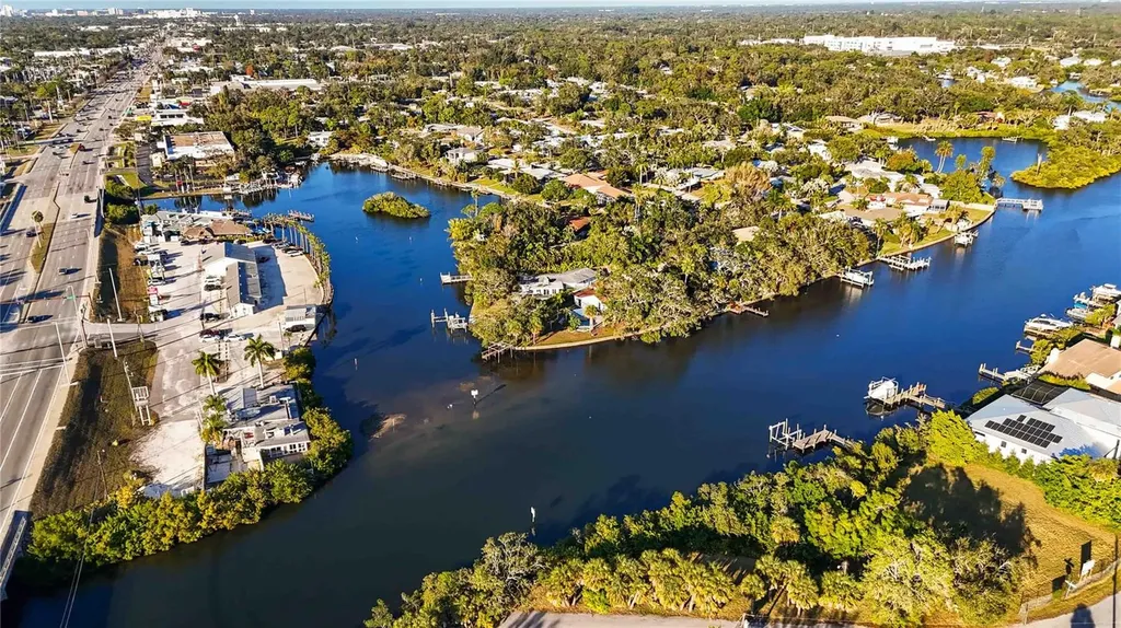 5381 Palos Verdes Drive Sarasota FL 34231