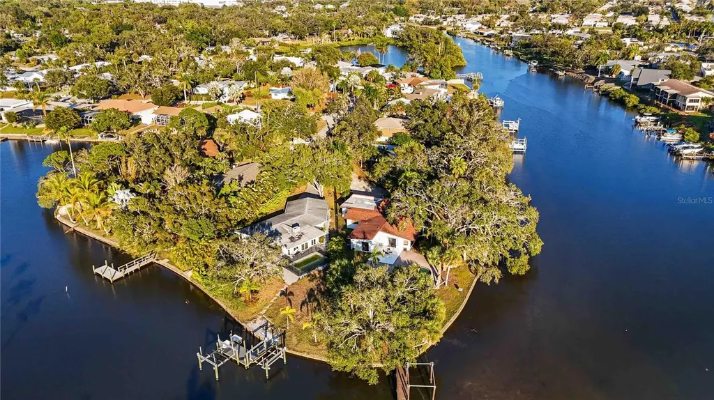 5381 Palos Verdes Drive Sarasota FL 34231