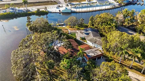 5381 Palos Verdes Drive Sarasota FL 34231