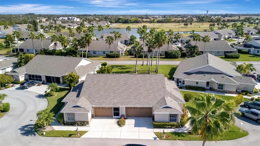 2905 Captains Court Palmetto FL 34221