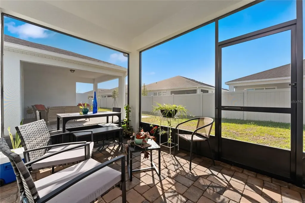 1880 Spring Shower Circle Kissimmee FL 34744