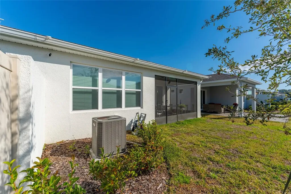 1880 Spring Shower Circle Kissimmee FL 34744