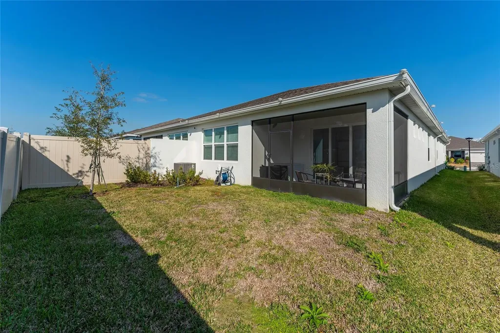 1880 Spring Shower Circle Kissimmee FL 34744