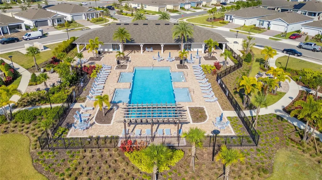 1880 Spring Shower Circle Kissimmee FL 34744
