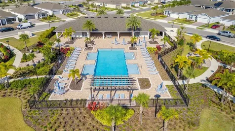 1880 Spring Shower Circle Kissimmee FL 34744