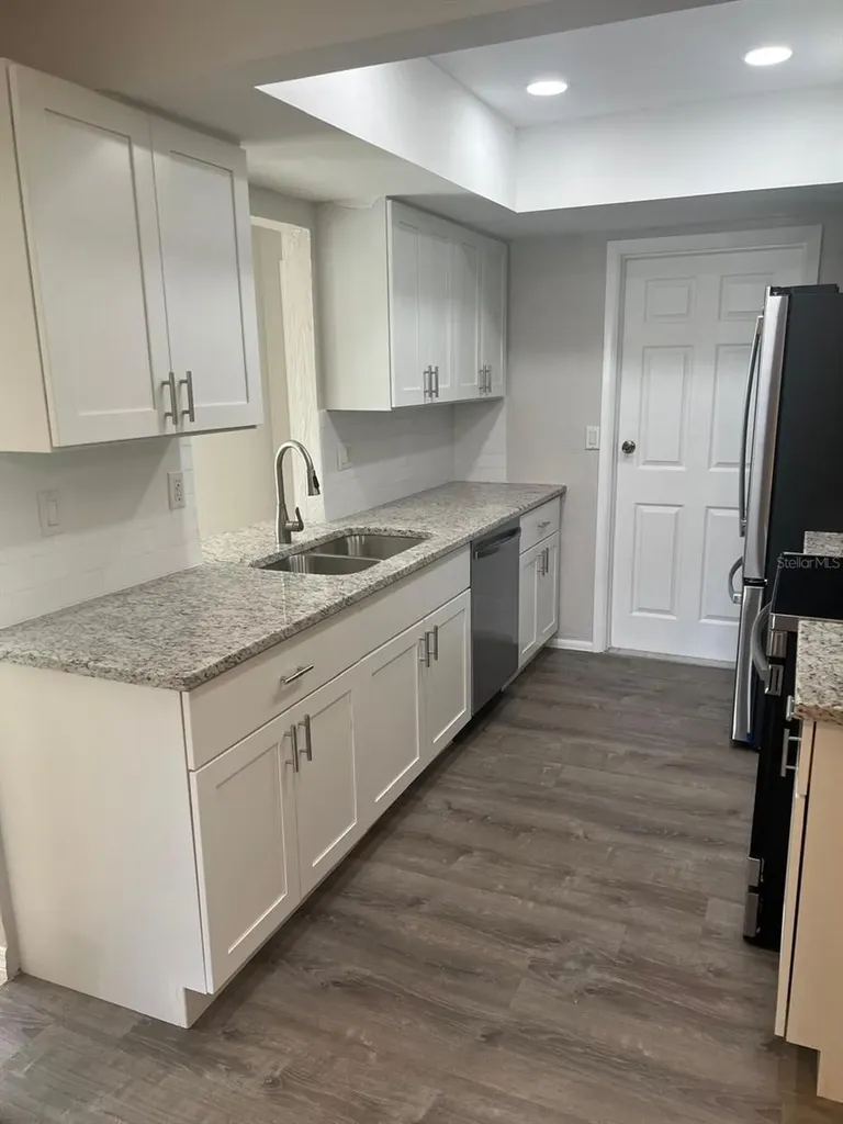 524 Lakehurst Avenue NW Port Charlotte FL 33952
