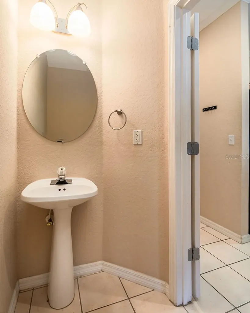 2536 Lancien Court Orlando FL 32826