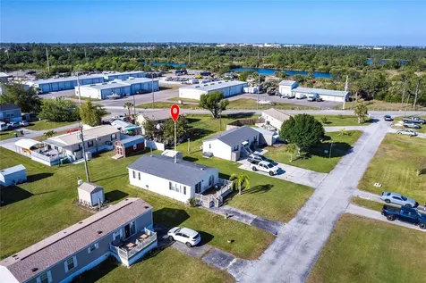 2601 Carl Avenue Punta Gorda FL 33950