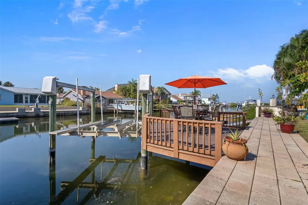 15631 Allmand Drive Hudson FL 34667