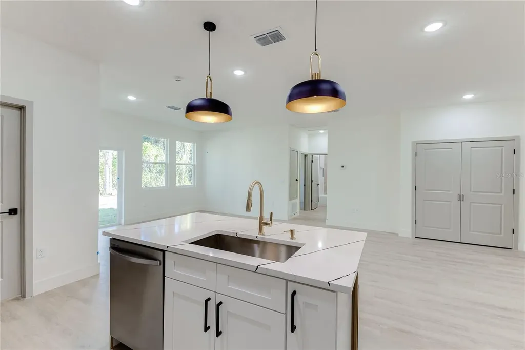127 Hibiscus Lane Deltona FL 32738