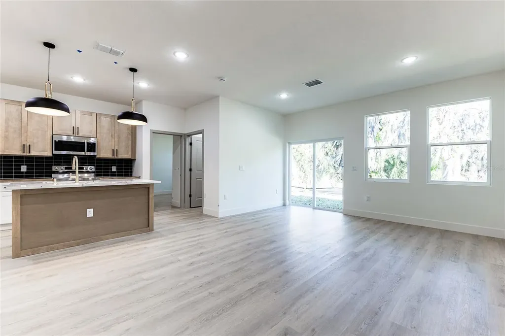 127 Hibiscus Lane Deltona FL 32738