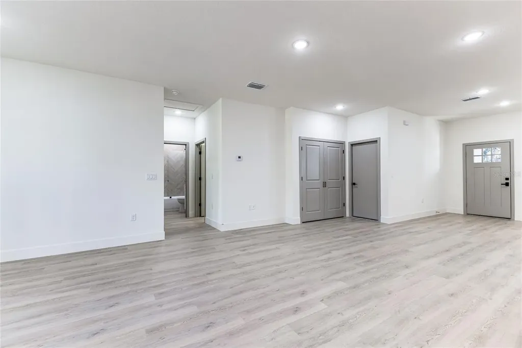 127 Hibiscus Lane Deltona FL 32738