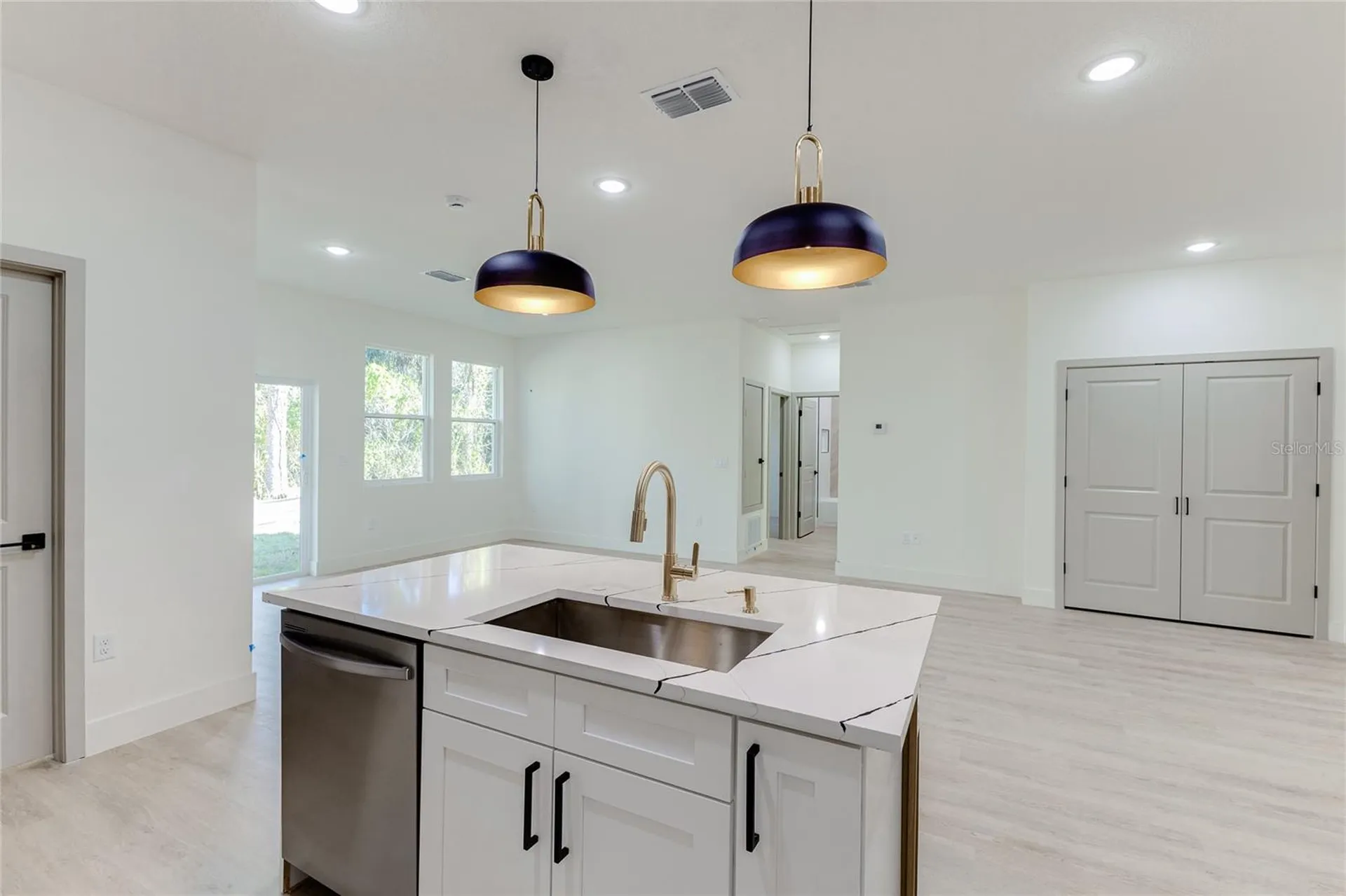 127 Hibiscus Lane Deltona FL 32738