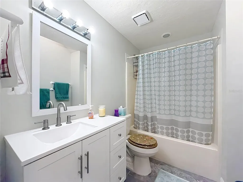 421 NW 14th Place Crystal River FL 34428