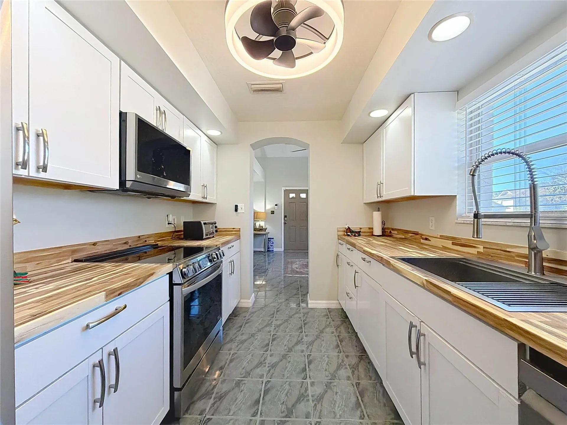 421 NW 14th Place Crystal River FL 34428