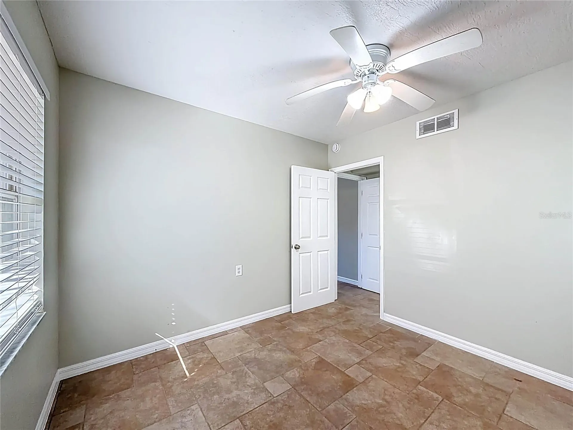421 NW 14th Place Crystal River FL 34428