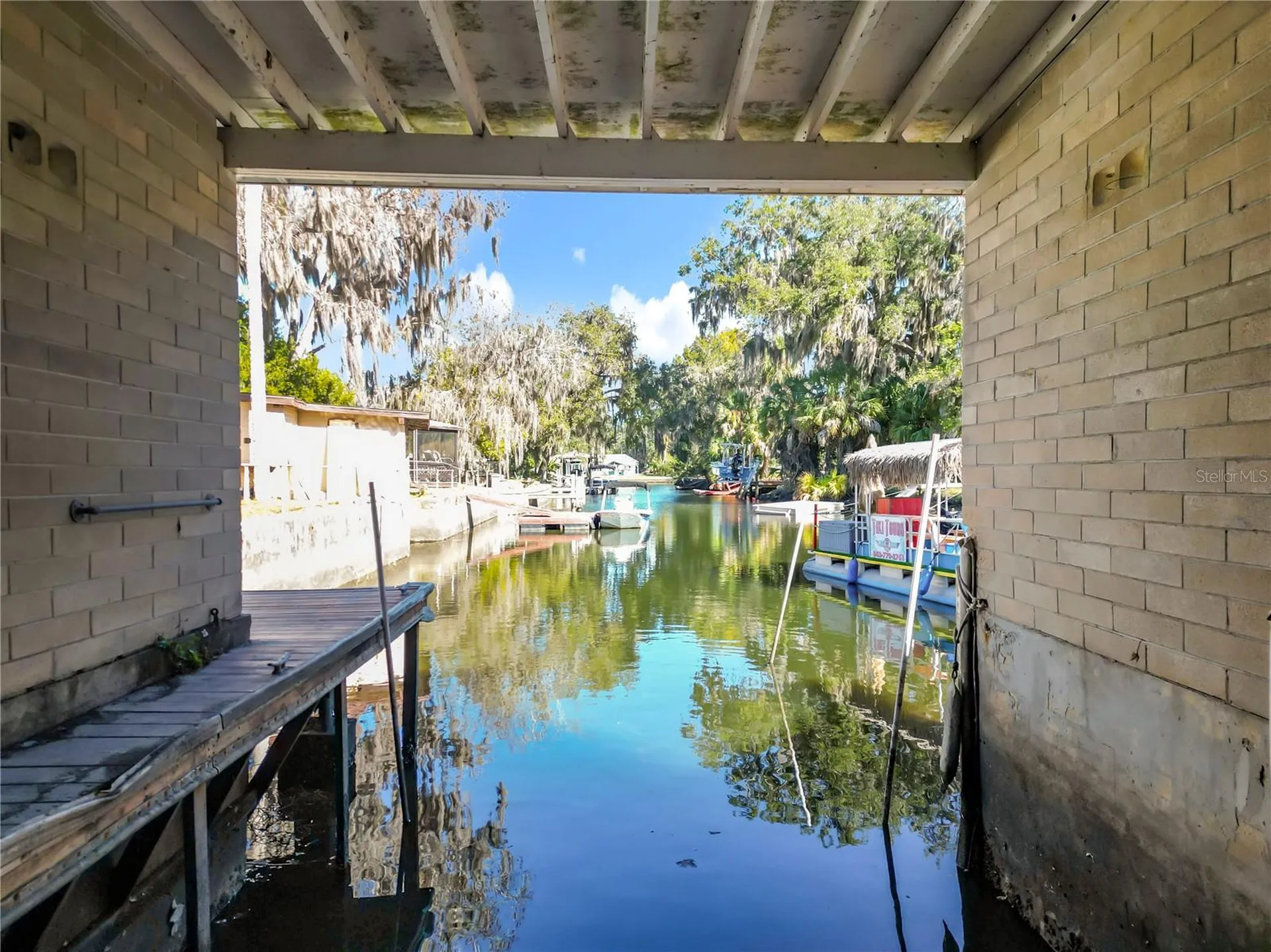 421 NW 14th Place Crystal River FL 34428